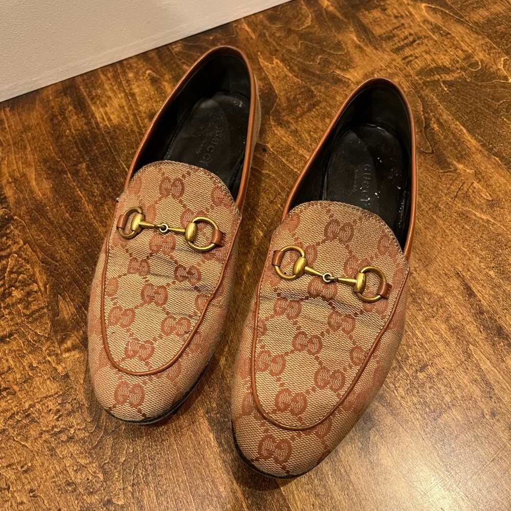 Gucci Jordan GG Canvas Loafers in Beige and Rust, 36.5